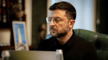 Зеленський обговорив з премʼєром Нідерландів мирний план США - 290x160