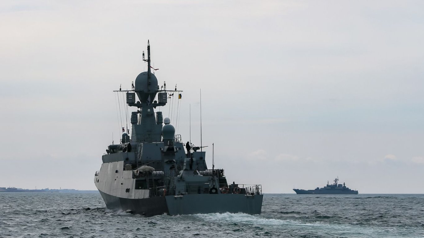 Сколько кораблей рф в Черном море