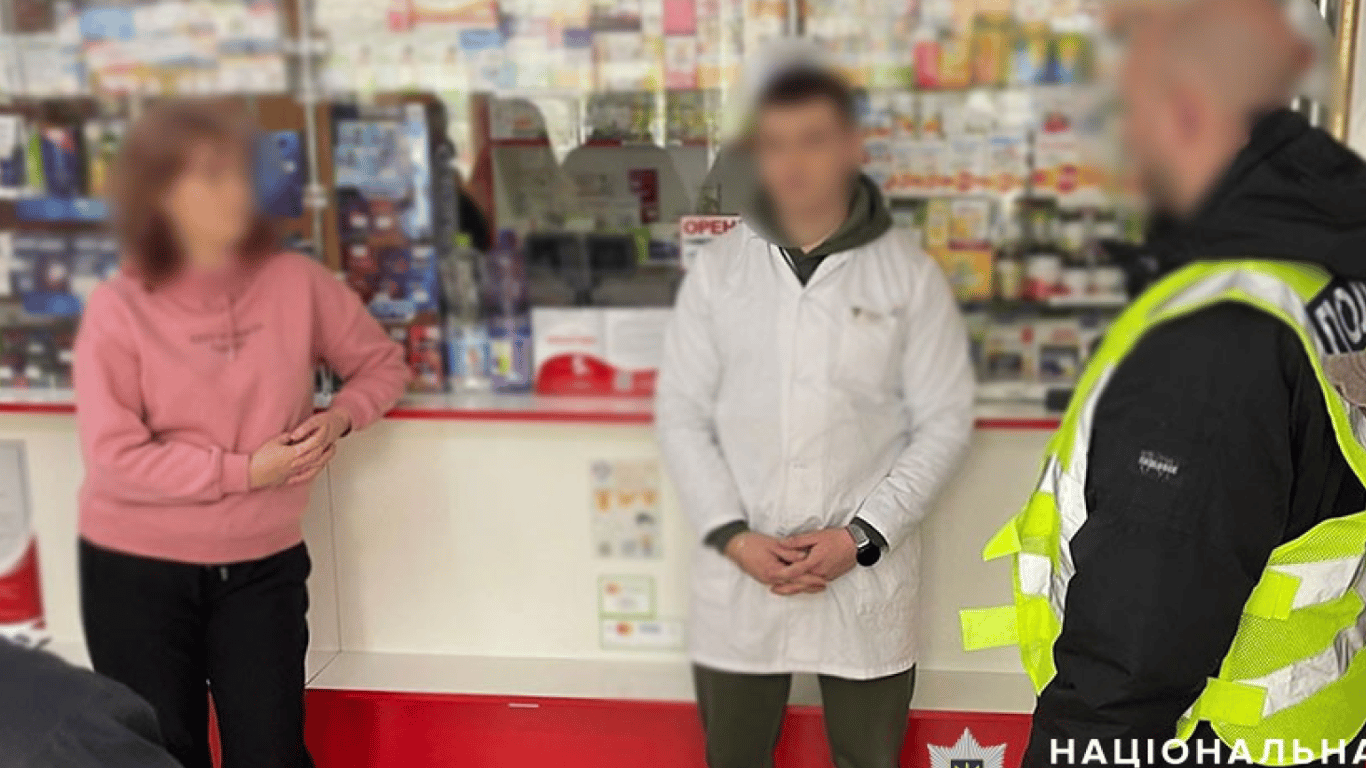 Поліція Києва затримала фармацевтів, які незаконно продавали нарковмісні ліки