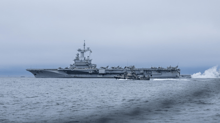 Швеция сорвала операцию РФ против французского авианосца — детали - 285x160