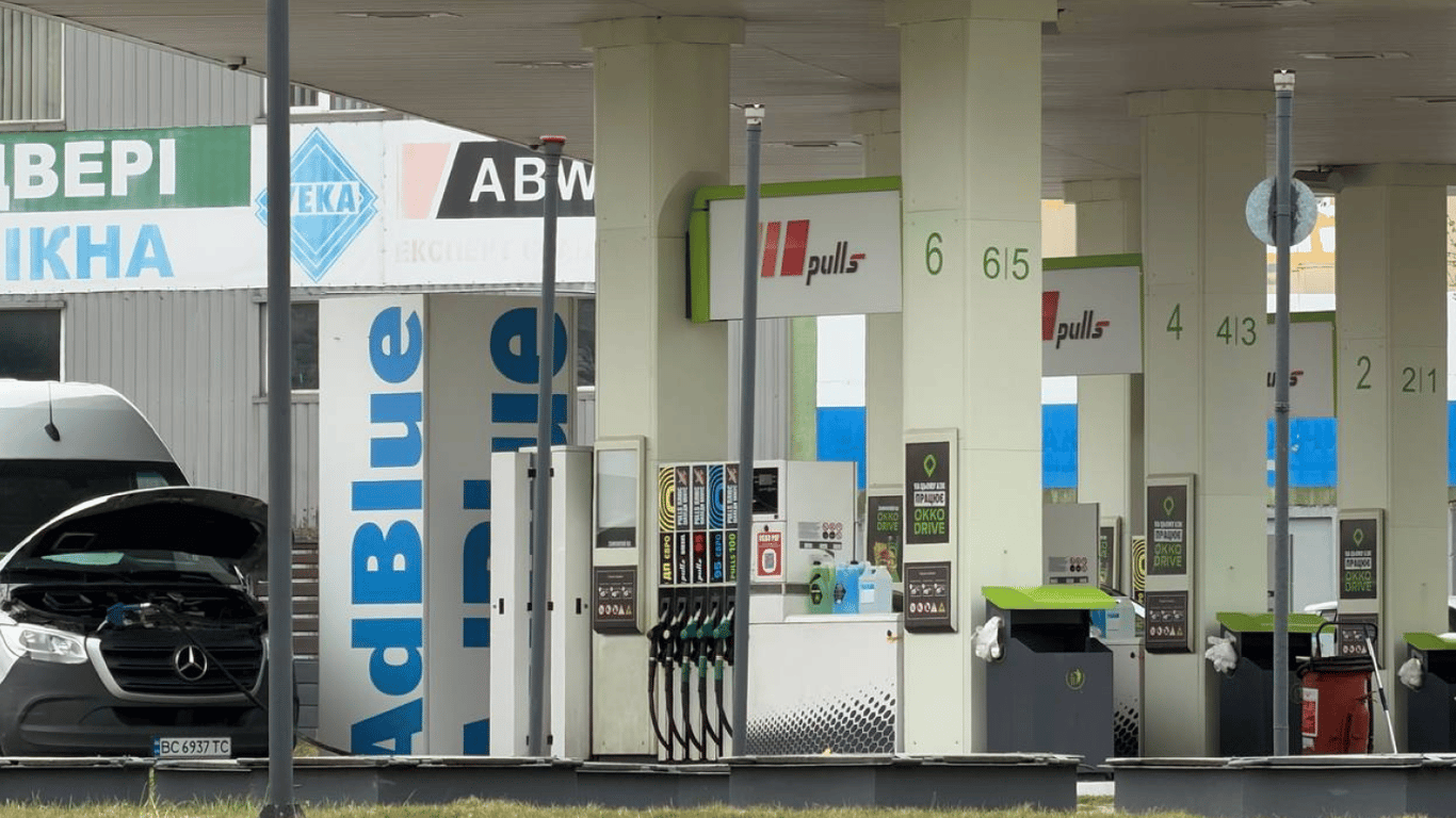 Цены на топливо во Львове: стоимость дизтоплива выросла до 89,99 грн