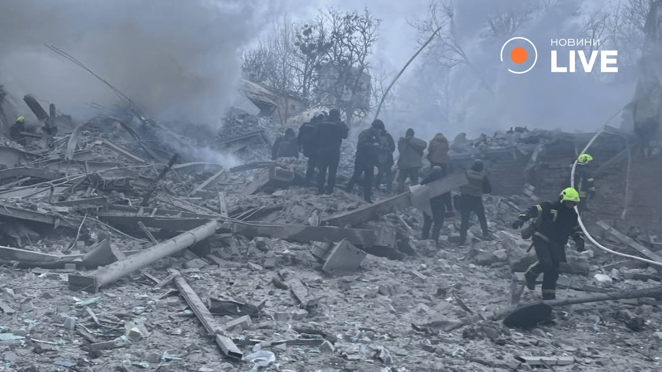 Наслідки російського обстрілу Харкова 2 січня