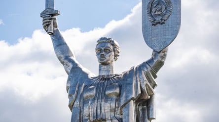 Герб СРСР на щиті "Батьківщини-матері" замінять на тризуб, — Ткаченко - 285x160