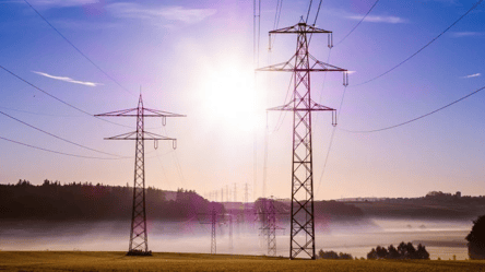 Беларусь отказала Украине в поставках электроэнергии – эксперт - 285x160