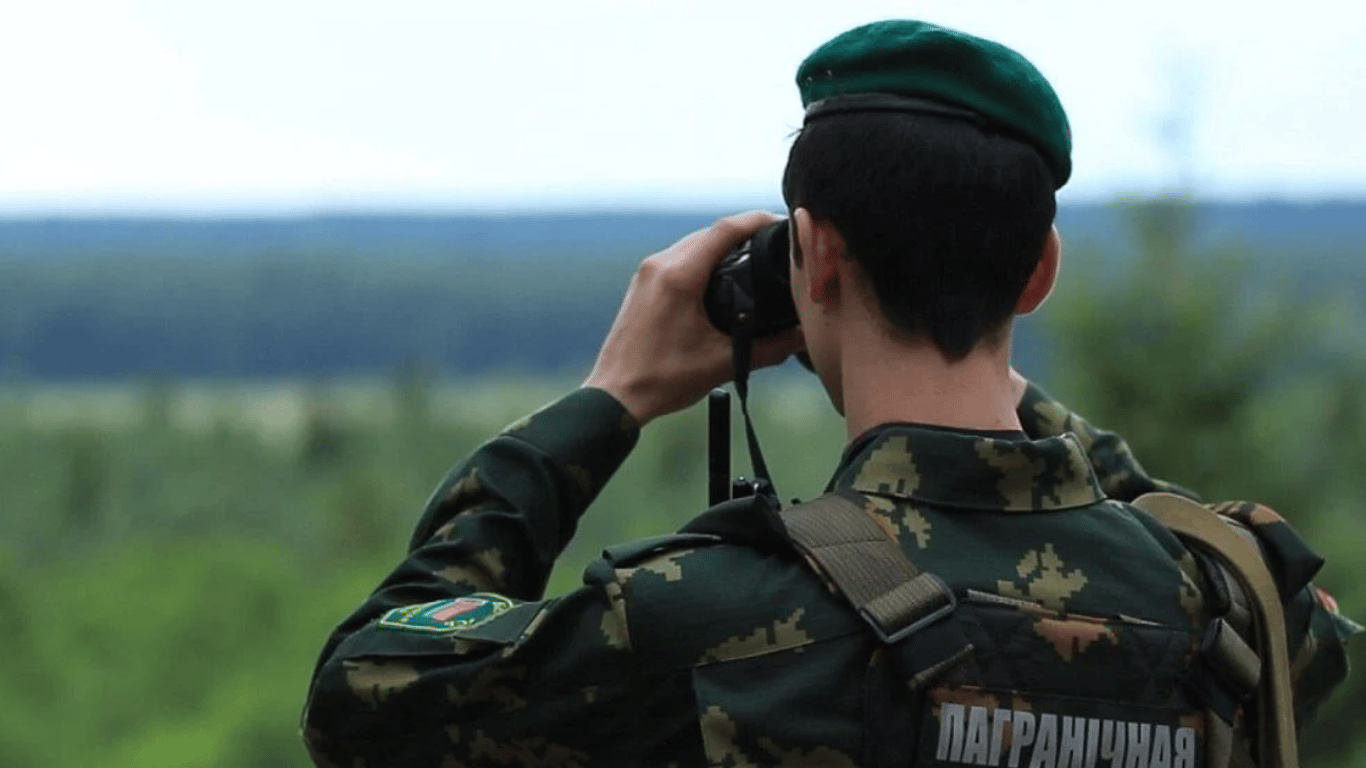 Белорусские пограничники разворовывают украинские фуры, — журналист