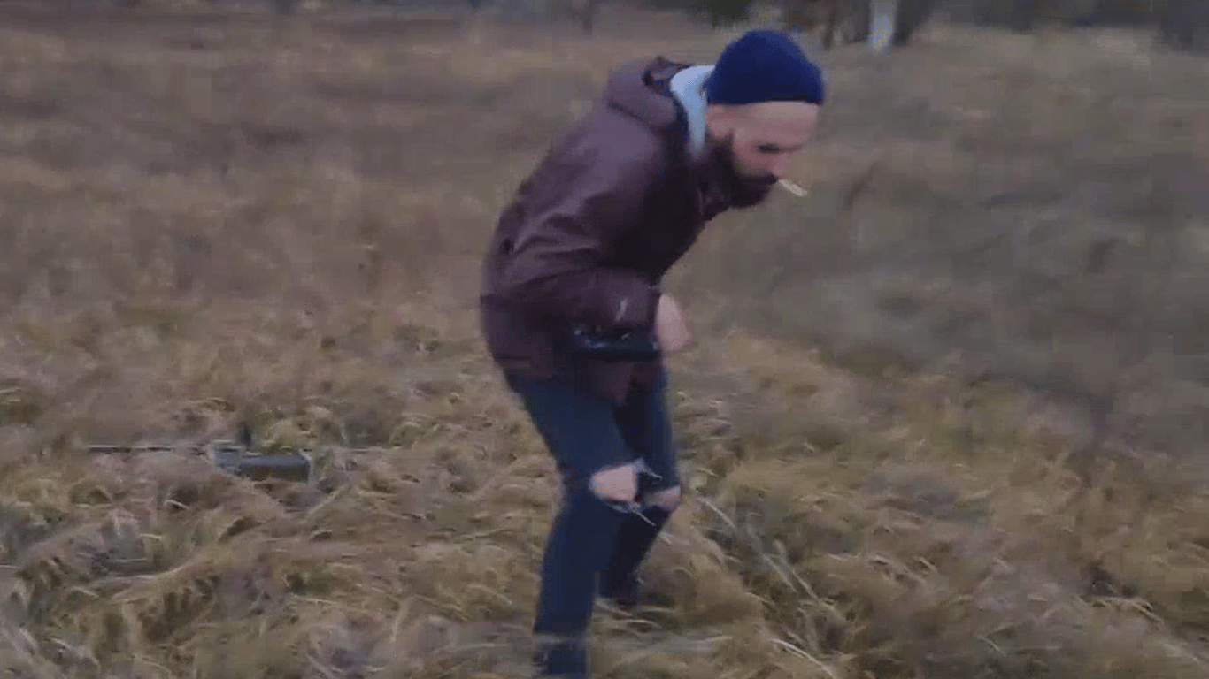 Мужчину протаранил беспилотник под Киевом - видео