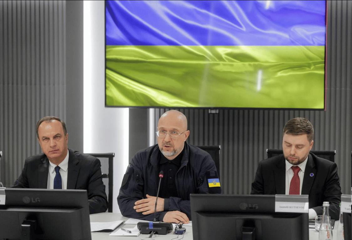 Денис Шмигаль та Іван Анушич