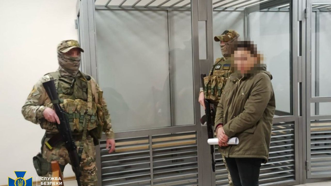 Шпигувала за місцями дислокації ЗСУ — в Одесі затримали ворожу шпигунку