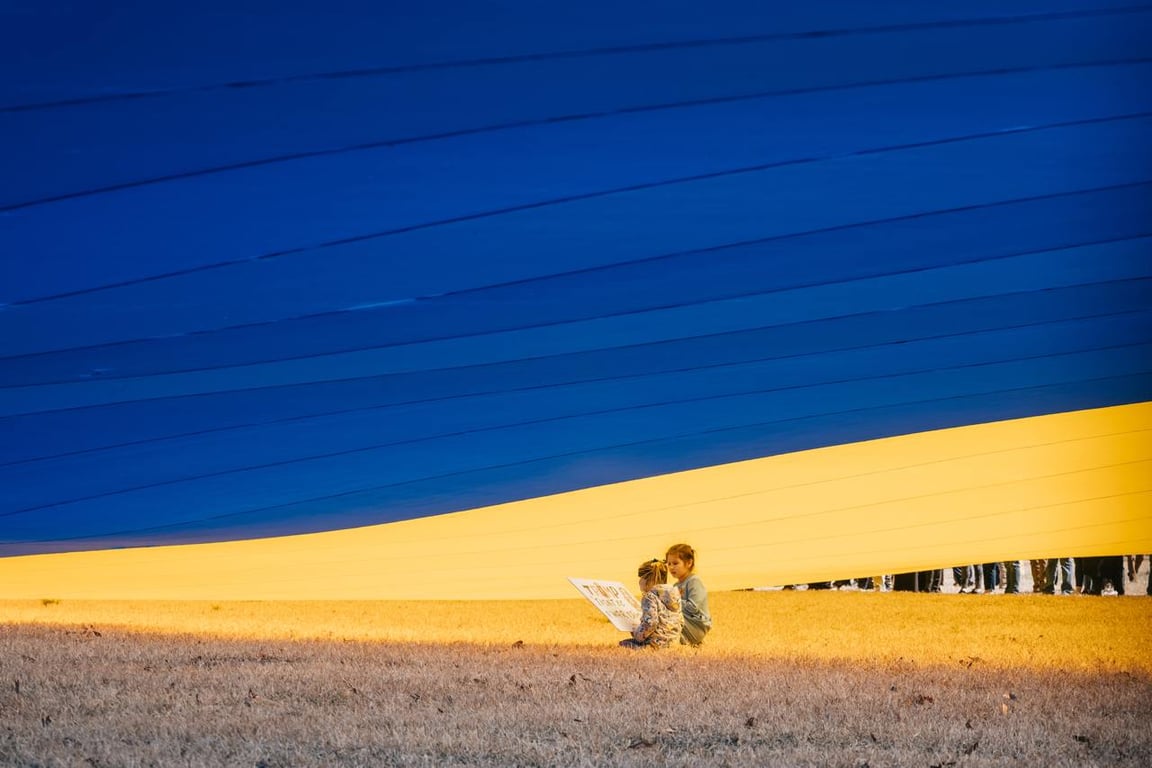 Перед Білим домом розгорнули прапор України