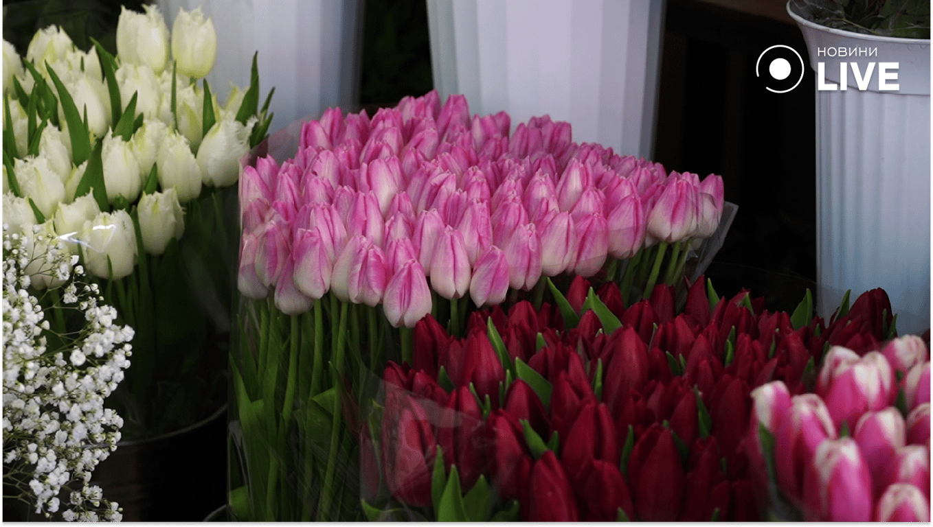 Квіти на Привозі