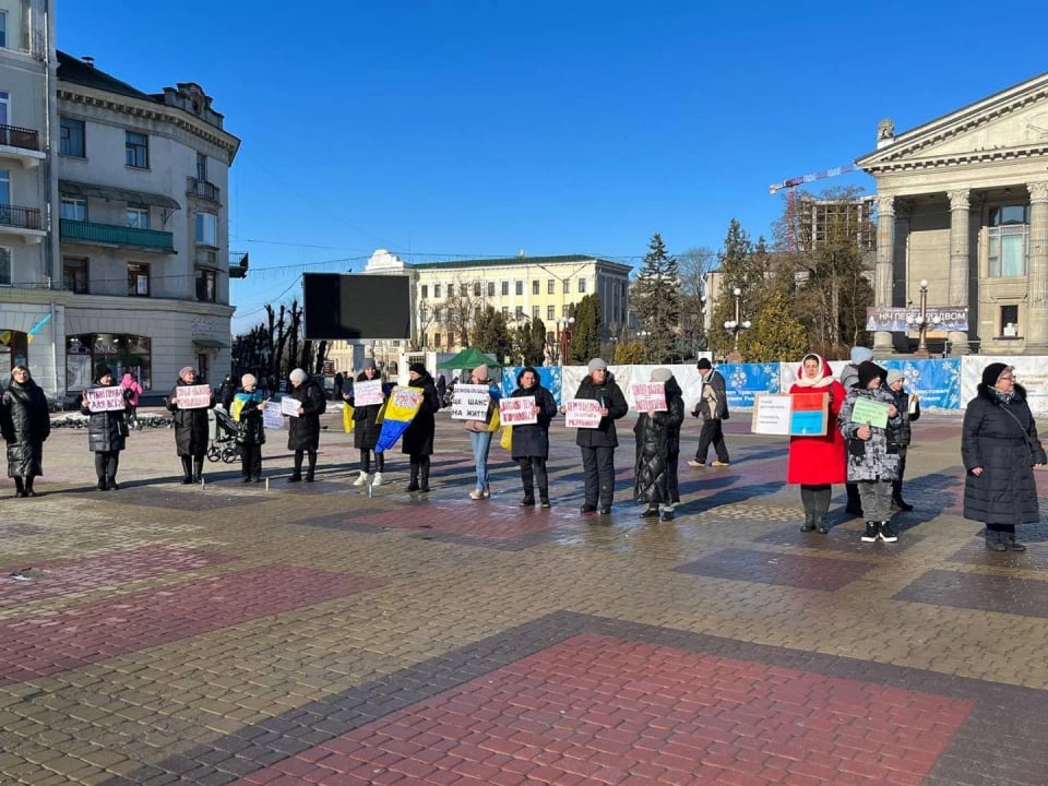 Пикет за демобилизацию в Тернополе