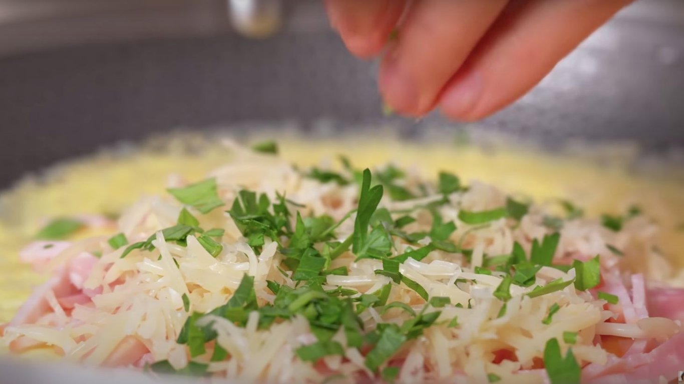 смачний сніданок з яєць