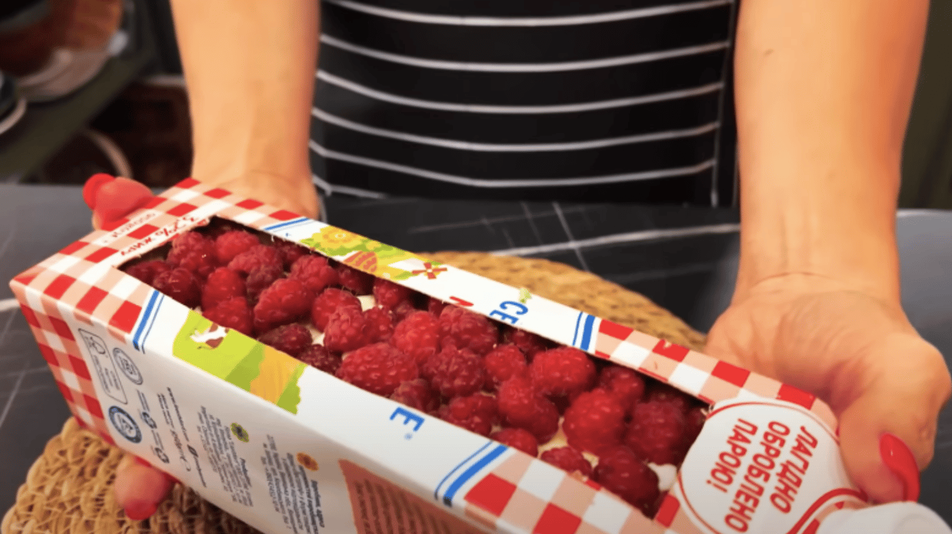 десерт з малиною без випічки