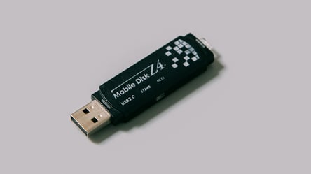 USB-флешки постепенно уходят в прошлое: почему они теряют актуальность - 285x160