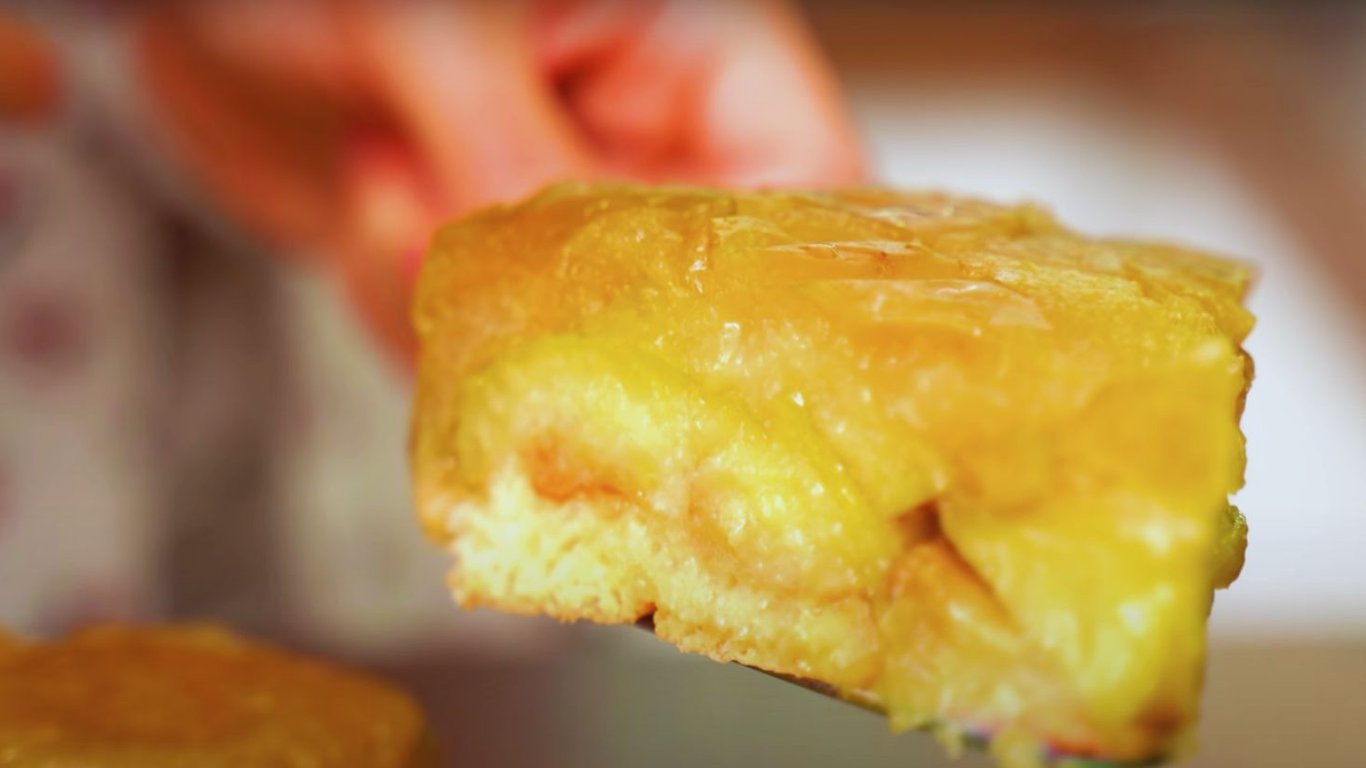 Пирог, вкуснее, чем шарлотка — видео рецепт