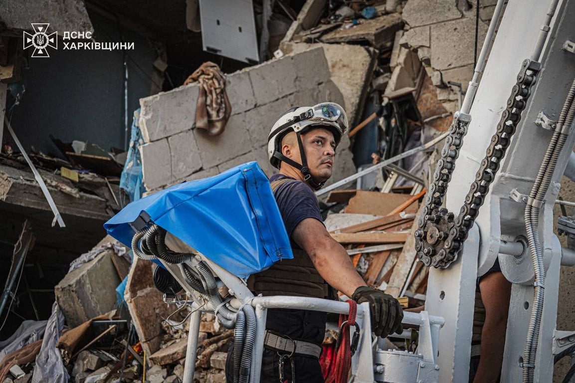 Троє дітей поранено через удар авіабомбою по Харкову 22 червня