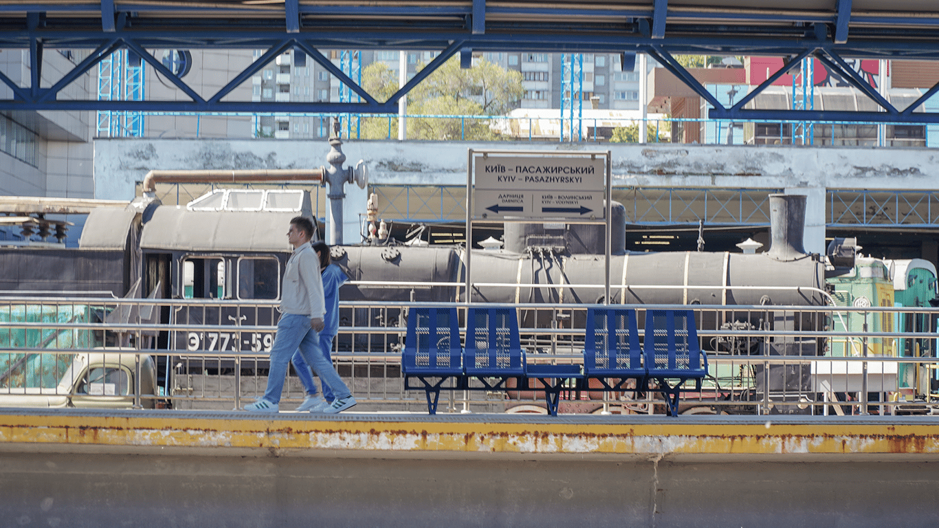 Правила Укрзализныци в апреле 2026 года: за что пассажира могут высадить или не пустить в поезд