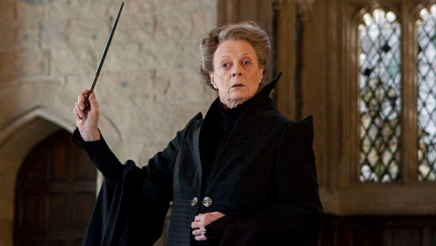 Меггі Сміт у ролі професорки Макґонеґел. Фото: Warner Bros