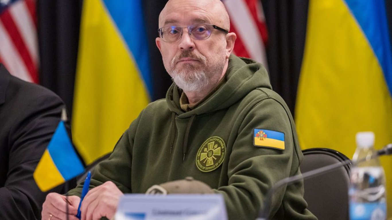 В Украине могут сменить министра обороны, — нардеп