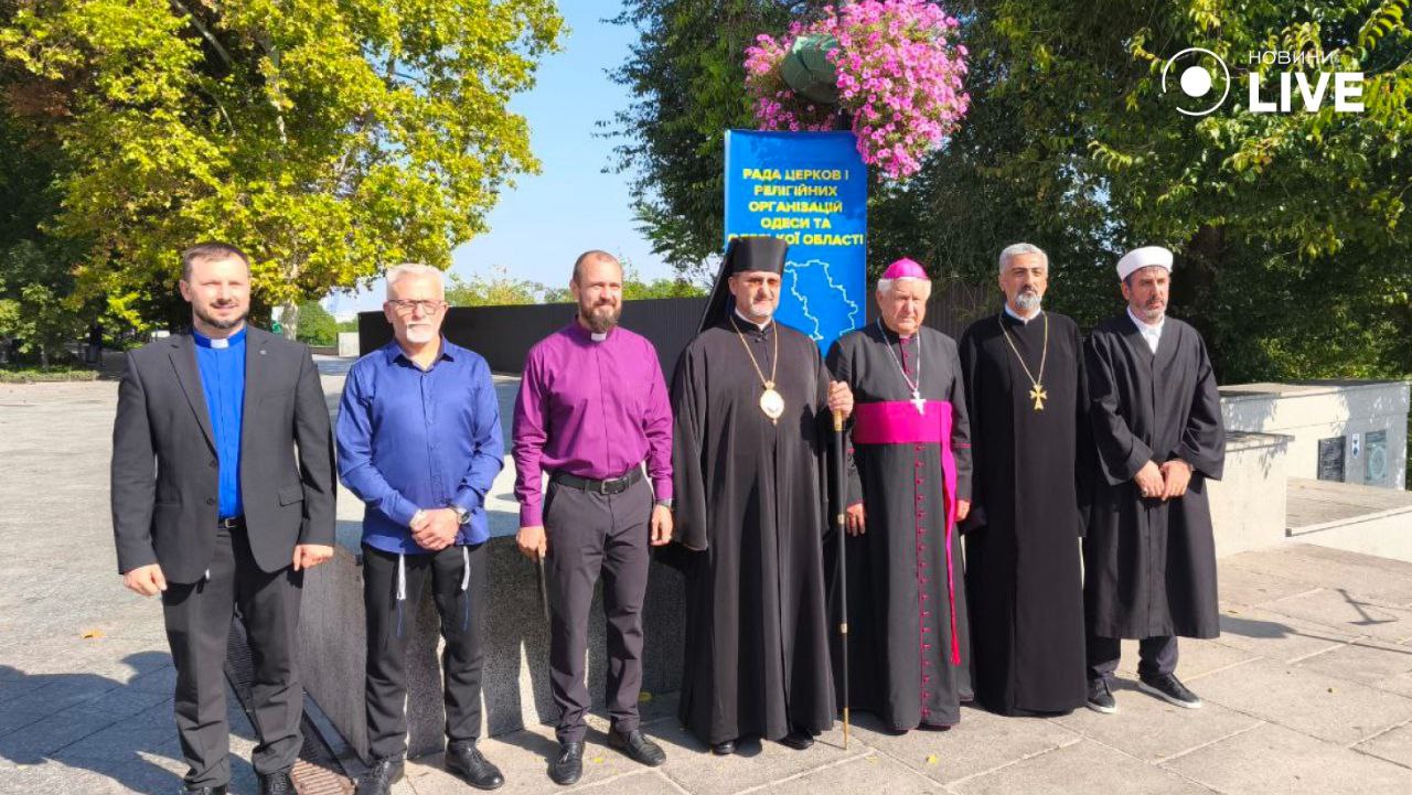 Ко Дню города в Одессе провели совместную молитву - фото 4