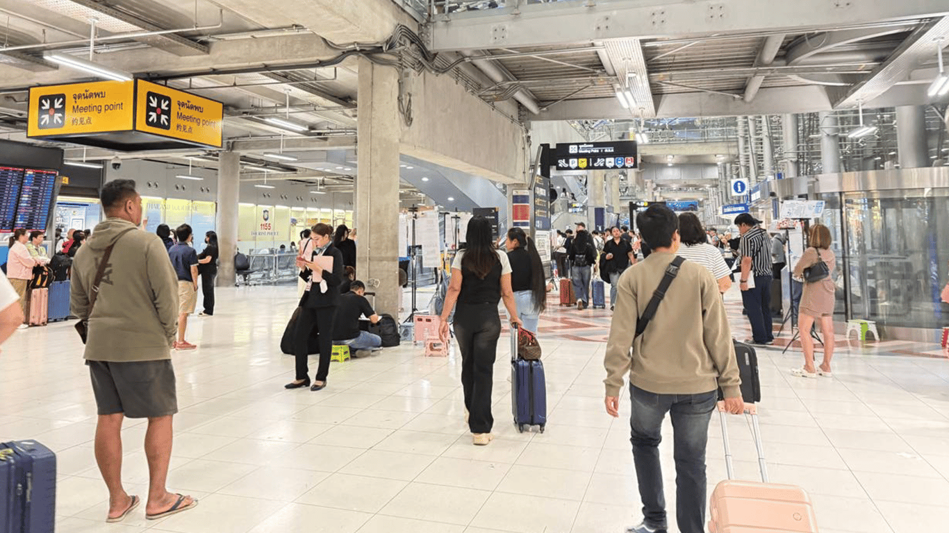 Украинка пожаловалась на проверки в популярном аэропорту