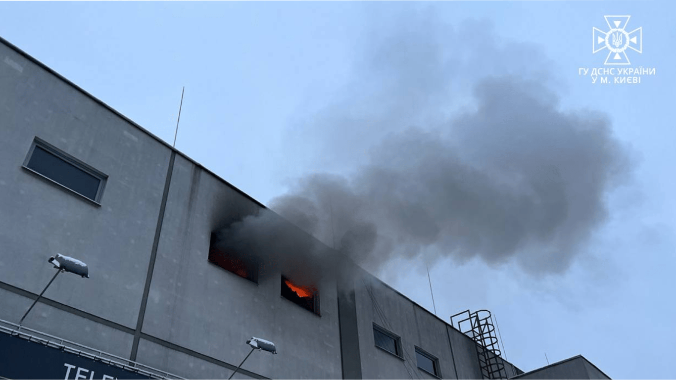 Пожар в Киеве 13 января — что известно