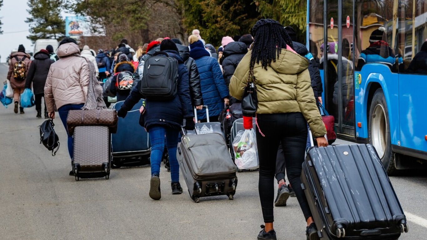 Беженцев из Украины стало меньше в Германии