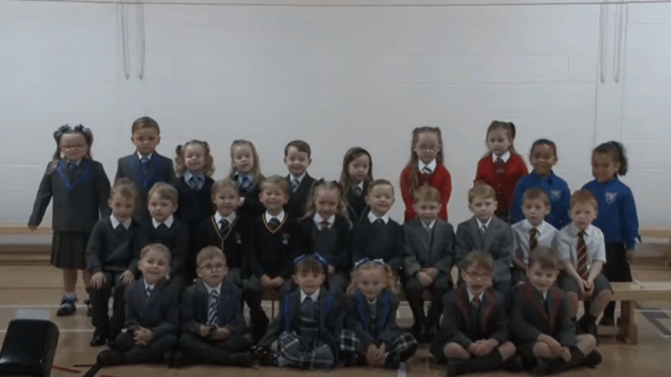 В Шотландии сразу 15 пар близнецов пойдут в школу 1 сентября