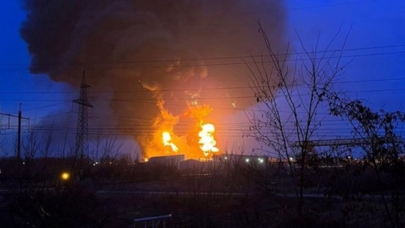 Позблизу Бєлгорода знову "бавовна": що вибухає (відео)