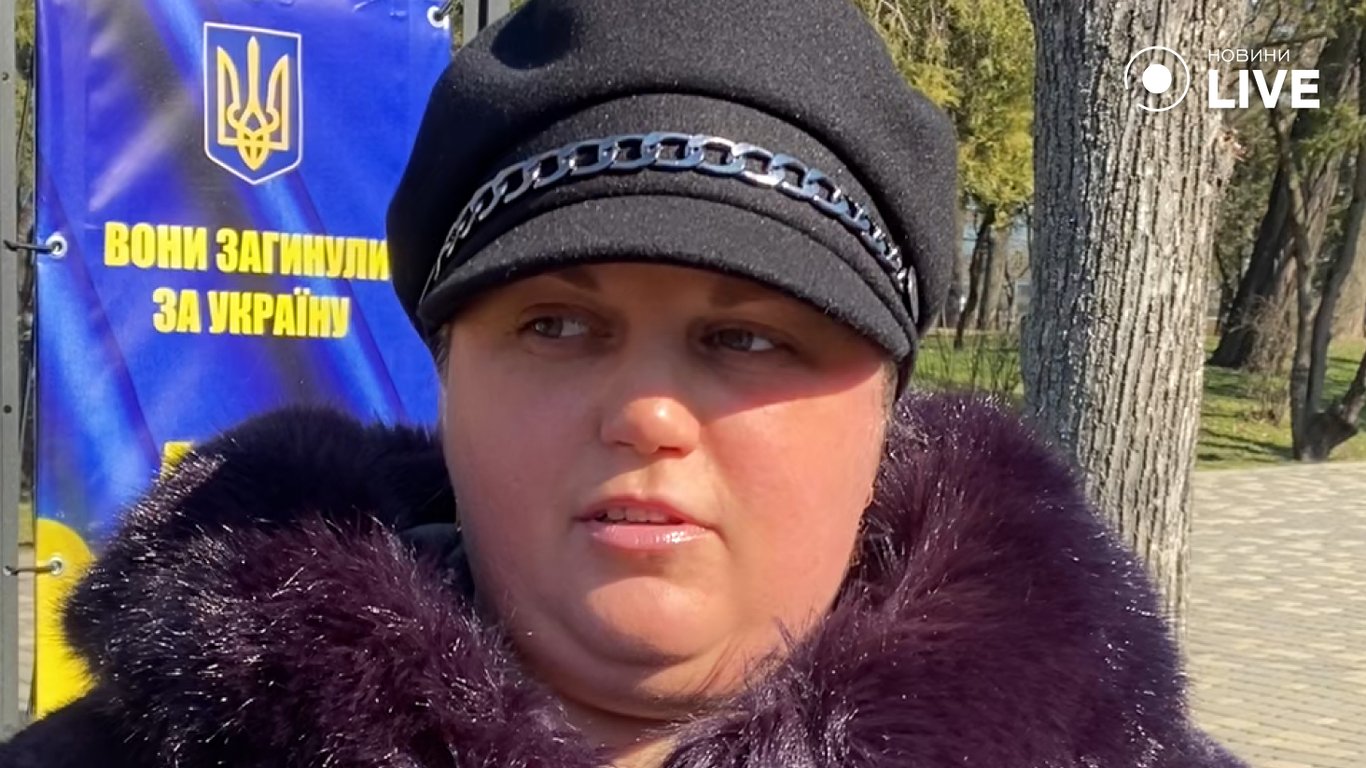 На Аллеї Героїв в Одесі з'явилося 47 нових імен — фоторепортаж - фото 1