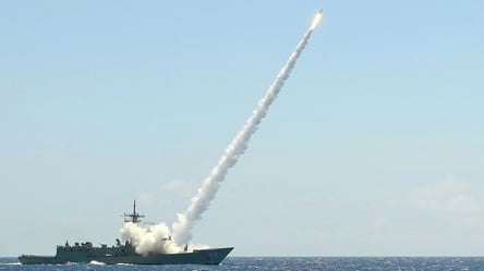 У Чорне море вийшов ракетоносій РФ — скільки "Калібрів" загрожує - 285x160