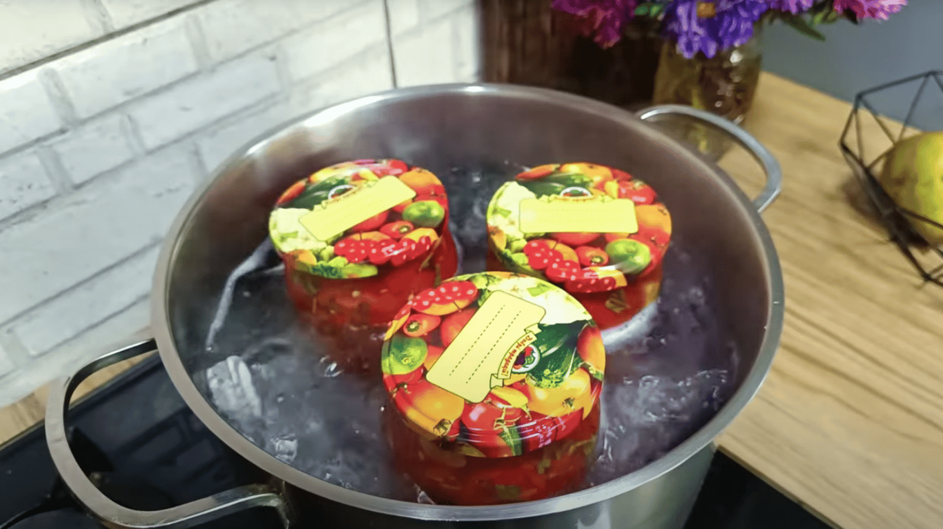 смачний запечений перець з часником і зеленню