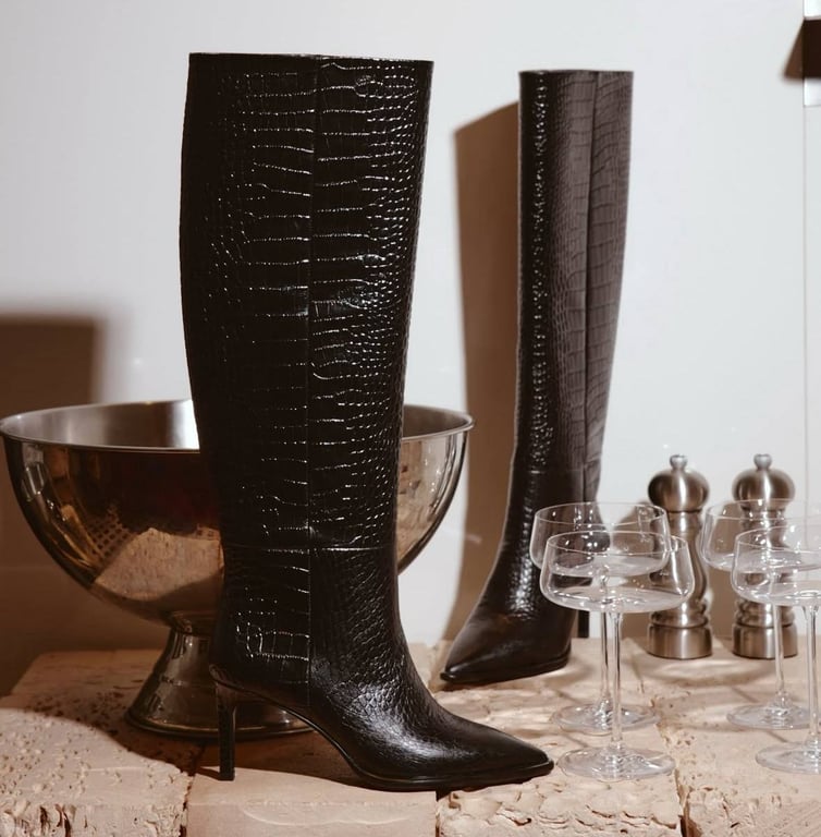 Високі чоботи, що стануть родзинкою образу