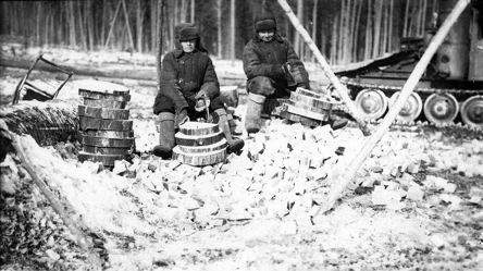 Масова депортація українців в Сибір: 75 років операції "Північ" - 285x160