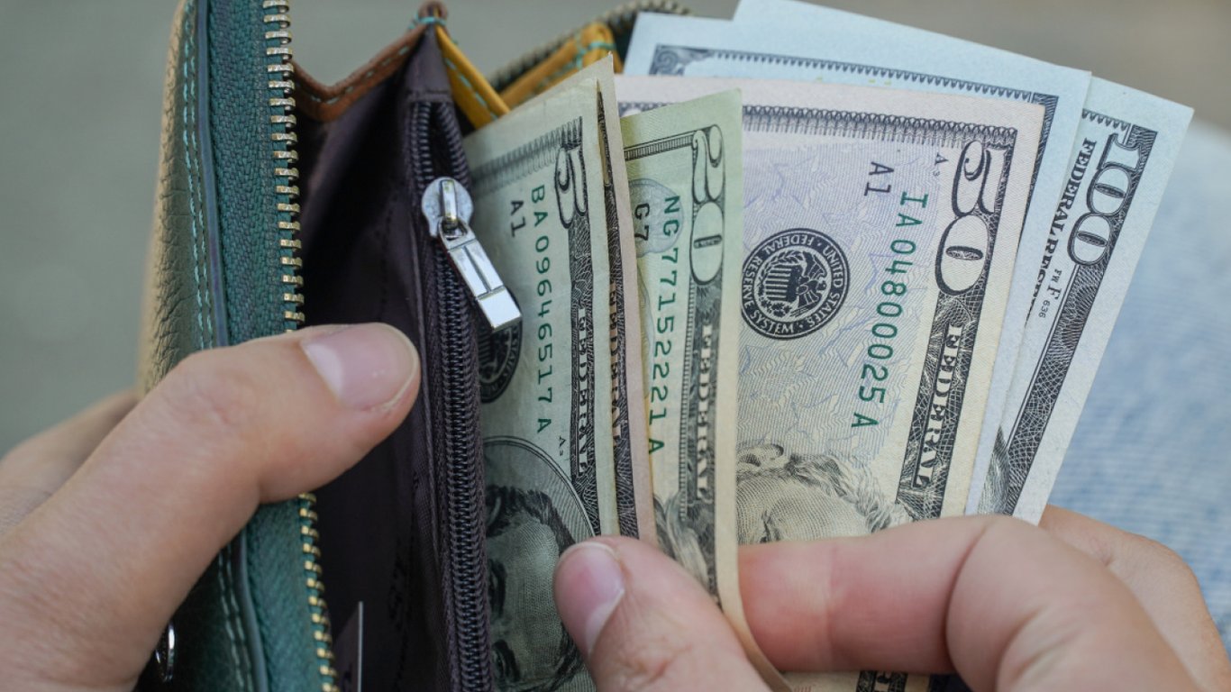 Виплати у 3 000 доларів: хто отримає фінансову допомогу від FAO навесні