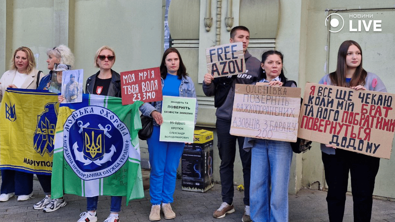 В Одесі пройшла акція за звільнення військовополонених — фото - фото 2