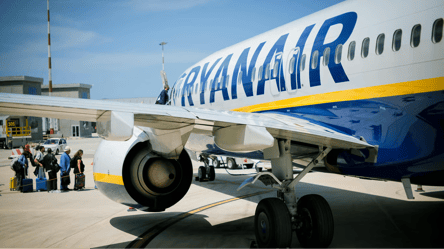 Ручная кладь Ryanair 2026 — какие продукты и напитки можно брать в самолет - 285x160