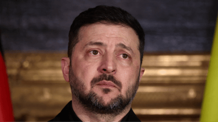 Зеленський поділився, як спілкується з командувачем ПС під час атак РФ - 290x160