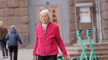 Украинцев предупредили о пенсиях — что грозит выплатам - 285x160