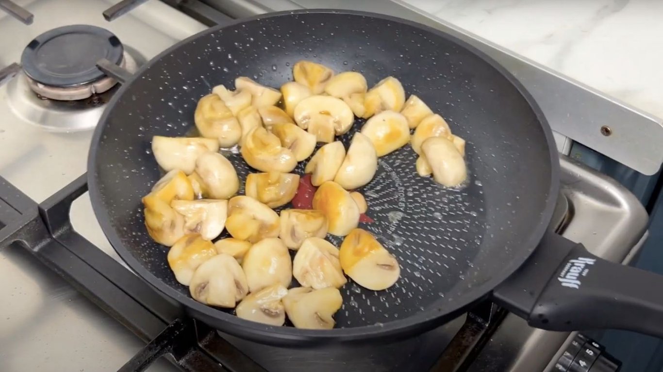 смачний пісний плов 