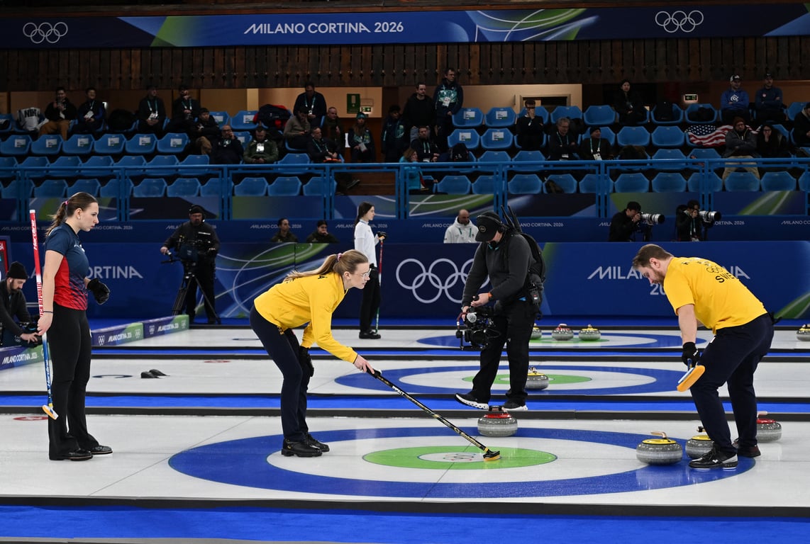 Матч с керлингу на ОИ-2026