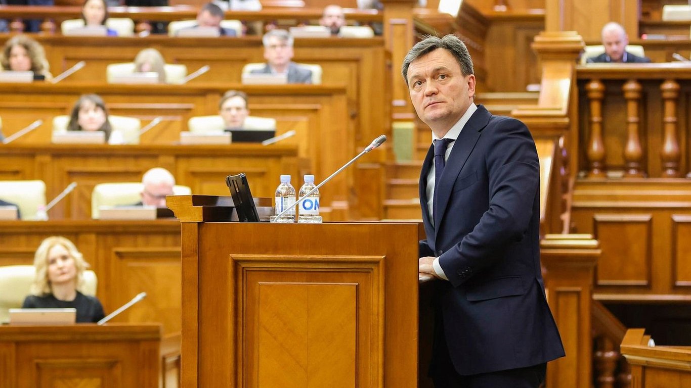 Новый премьер Молдовы Дорин Речан заявил о необходимости демилитаризации Приднестровья