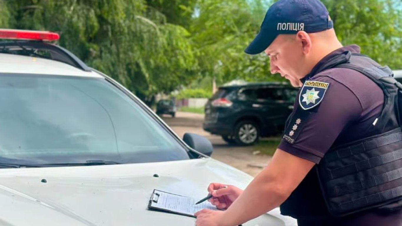 В Одесі невідомий відкрив вогонь по ТЦК: чотири військовослужбовця поранено