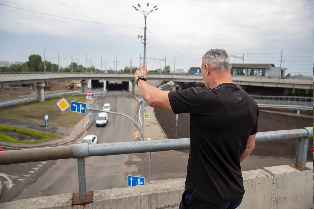 Кличко анонсував відкриття руху на Подільському мосту — терміни - фото 4