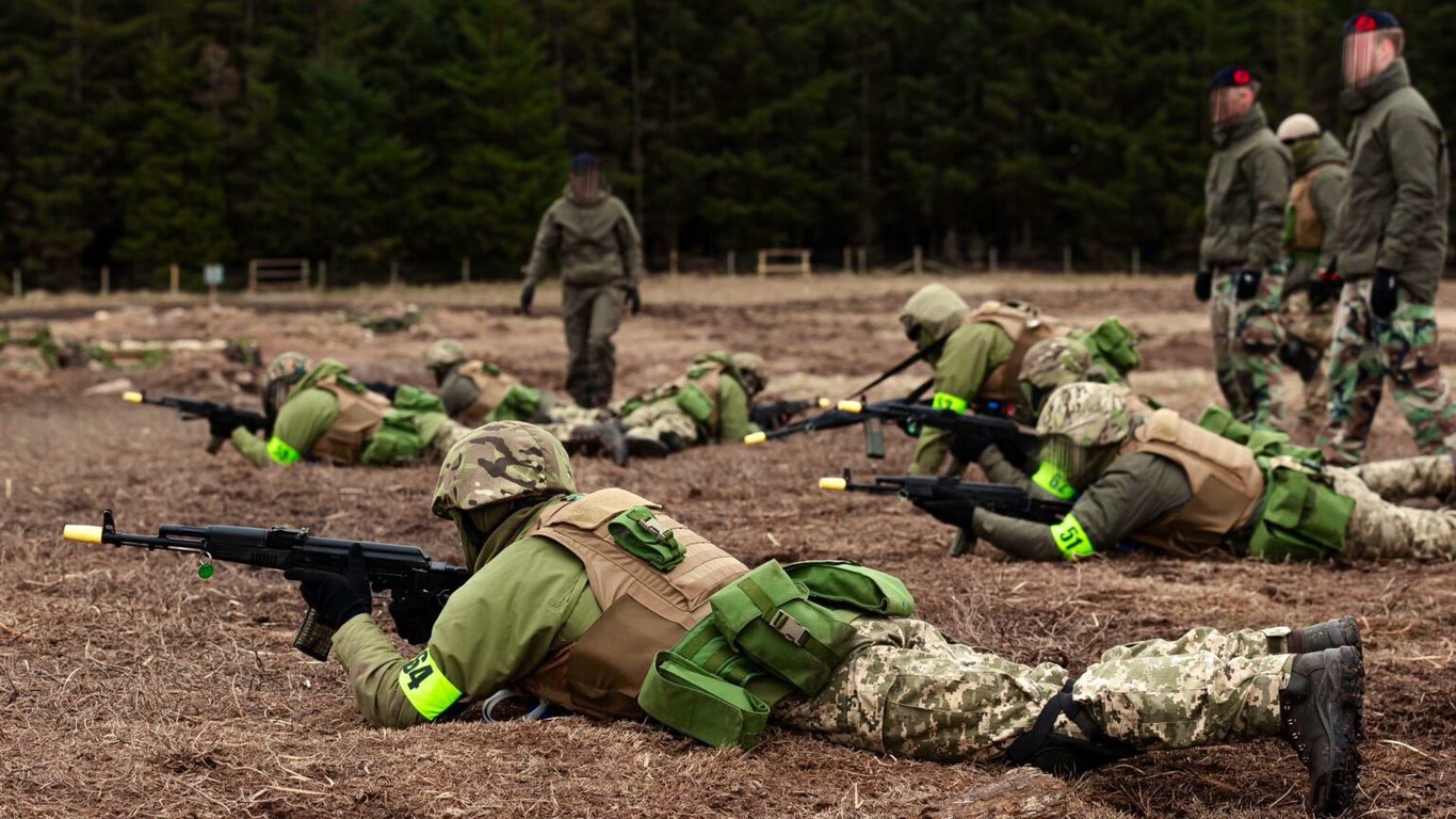 В Генштабі розповіли, скільки воїнів ЗСУ пройшли підготовку у Великій Британії