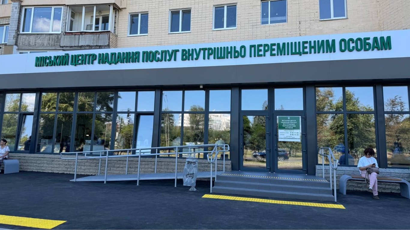 У Харкові зростає кількість переселенців: допомога ВПО