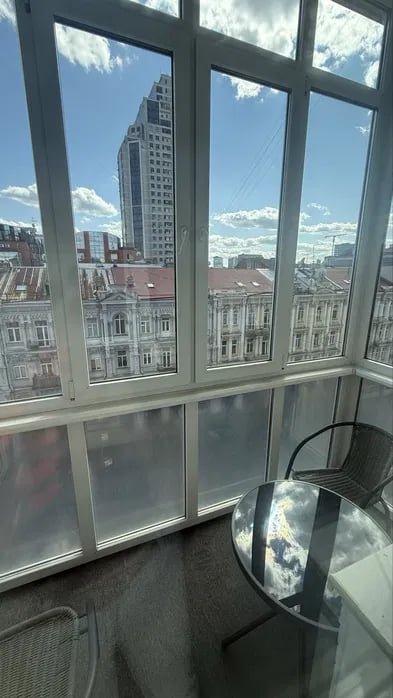 Однокімнатна квартира в центрі столиці. 