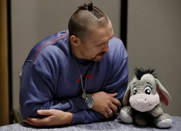 Александр Усик