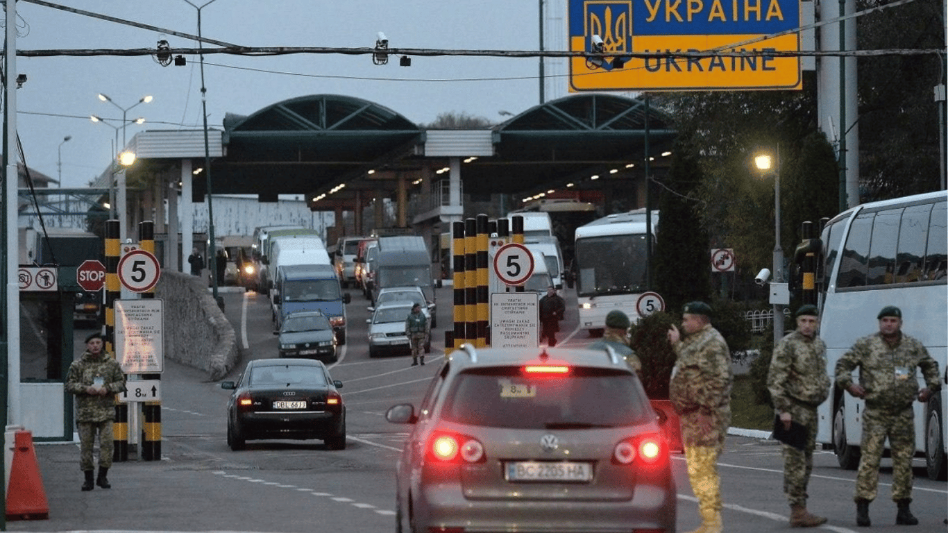 Черги на кордоні України — на яких КПП очікувати затримки вранці