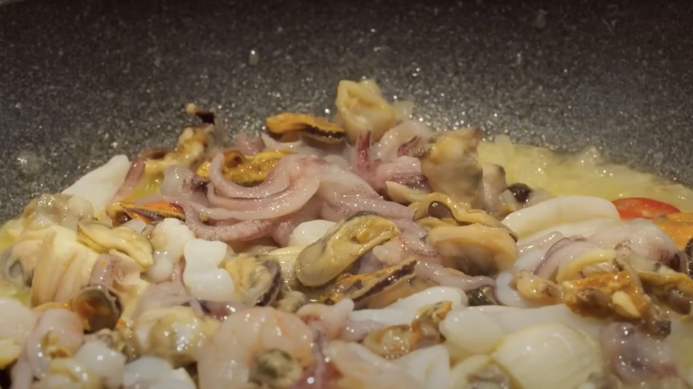 вкусная паста с морским миксом рецепт